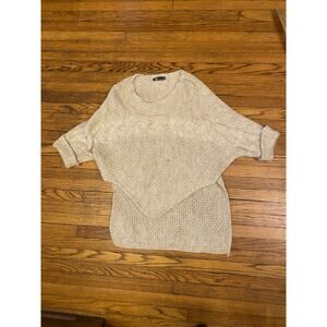 Italy Mohair Chunky Sweater Women’s Medium Cream Longer in the back